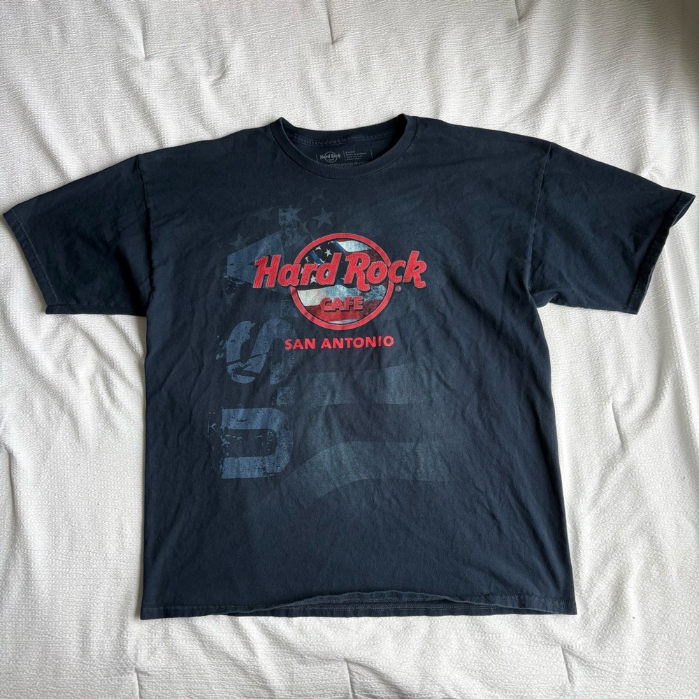 Vintage 90s Hard Rock Cafe San Antonio T-Shirt USA Flag Design Men’s Size XL